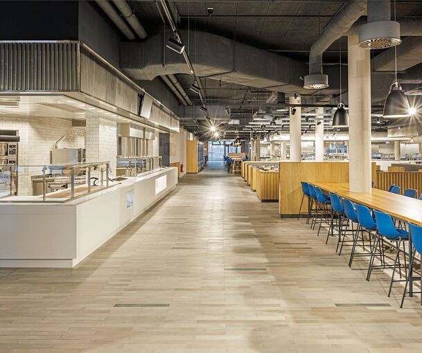 So leer ist es im Betriebsrestaurant zur Mittagszeit mittlerweile nicht mehr. Foto: W&W