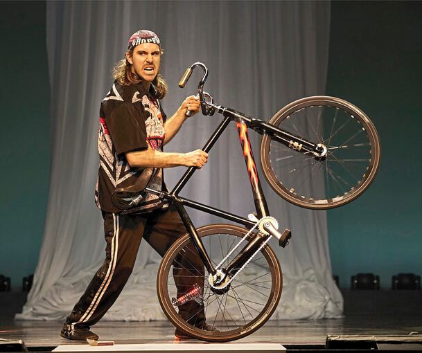 ...und Jerry Tremblay hat ein Fahrrad und macht tolle Dinge damit. Foto: Alexandra Klein/p