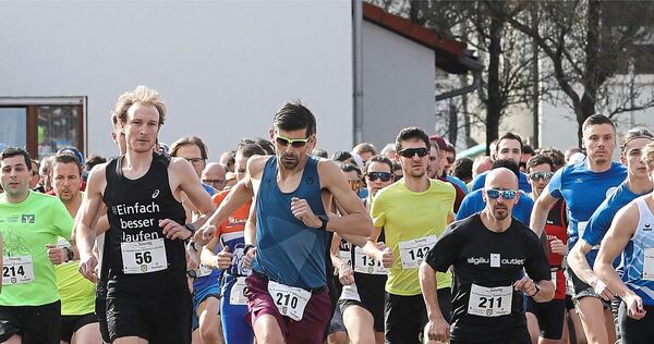 Insgesamt 384 Teilnehmer gingen am Wochenende beim Pleidelsheimer Süwag-Lauf an den Start. Fotos: Ramona Theiss