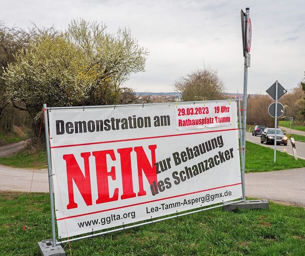 Unübersehbar: Der Protest gegen eine Lea im Gebiet Schanzacker nimmt weiter zu. Foto: Holm Wolschendorf