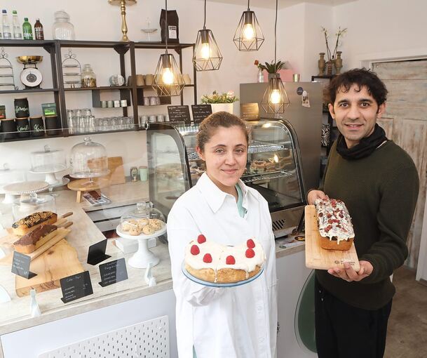 Derya und Erhan Tak haben das Café Pustekuchen in Ludwigsburg eröffnet. Foto: Ramona Theiss