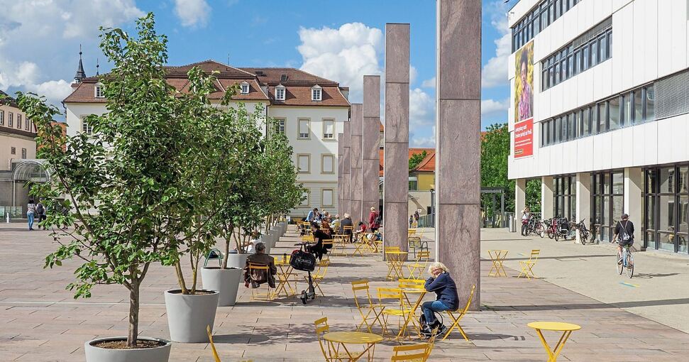 Der Rathaushof stand 2022 bereits im Fokus von Pop-up-Innenstadt. Jetzt soll ein Strand folgen. Archivfotos: Wolschendorf/Theiss