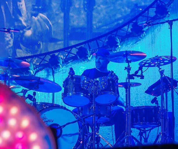 Starke Show: Pur begeistern die 4000 Zuschauer in der MHP-Arena beim Auftakt zur Deutschland-Tournee. Foto: Holm Wolschendorf