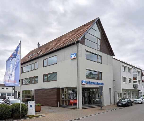 Das Haupthaus der Volksbank in Remseck-Aldingen.
