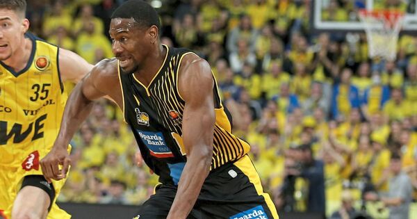 Yorman Polas Bartolo bleibt bei den MHPRiesen