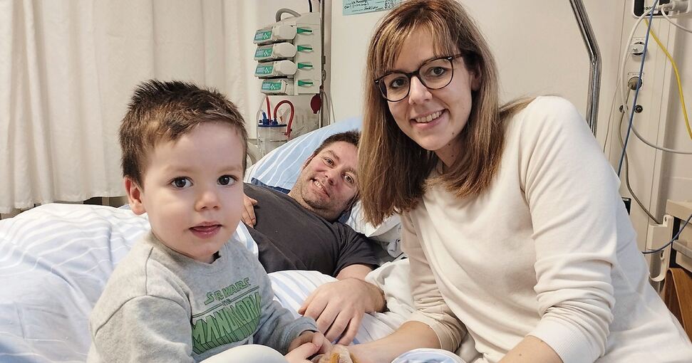 Dominic Schlosshauer mit seiner Frau Stefanie und dem zweijährigen Sohn Luis. Foto: Harry Wolpert
