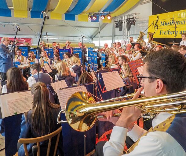 Besucherandrang beim Rettichfest in Freiberg