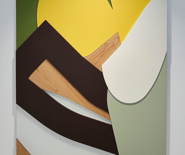 Räumliches Denken: Charlie Edmiston in der Galerie Perg. Foto: Andreas Becker