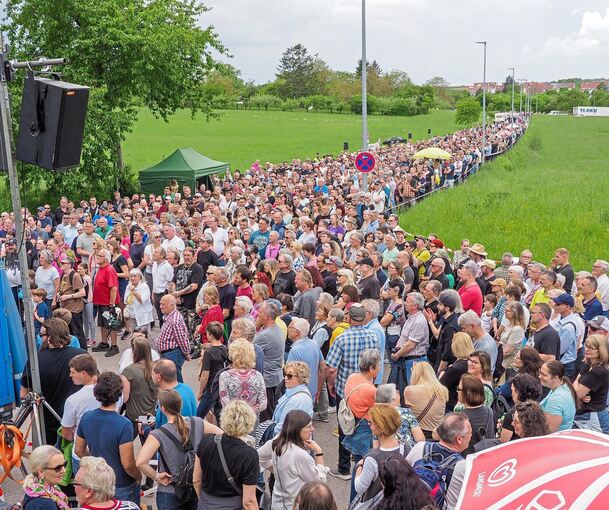 Schon mehrfach hat die Bürgerinitiative Demos gegen die geplante Lea im Schanzacker organisiert. Archivfoto: Holm Wolschendorf