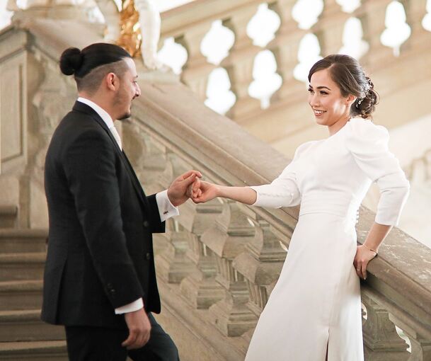 Das Residenzschloss ist nicht nur Ort zum Heiraten, sondern auch eine beliebte Kulisse für Hochzeitsfotos. Bild: Ramona Theiss