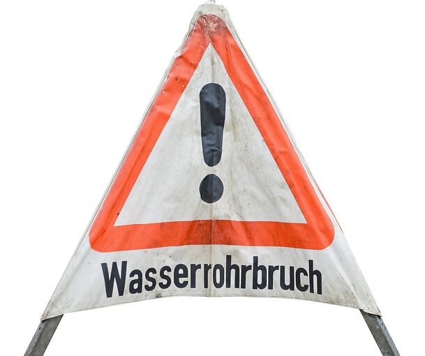 In der Bietigheimer Altstadt ist ein Wasserrohr gebrochen. Für die Reparaturarbeiten muss ein Teil der Hauptstraße von 13. Mai an gesperrt werden.