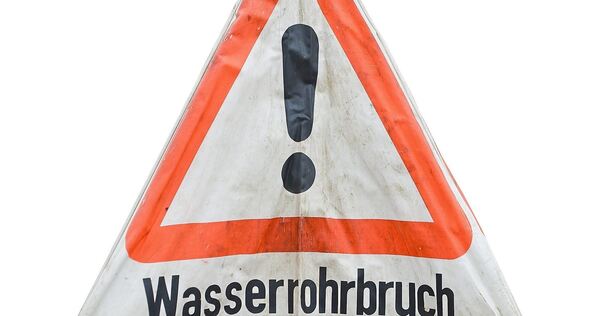 In der Bietigheimer Altstadt ist ein Wasserrohr gebrochen. Für die Reparaturarbeiten muss ein Teil der Hauptstraße von 13. Mai an gesperrt werden.