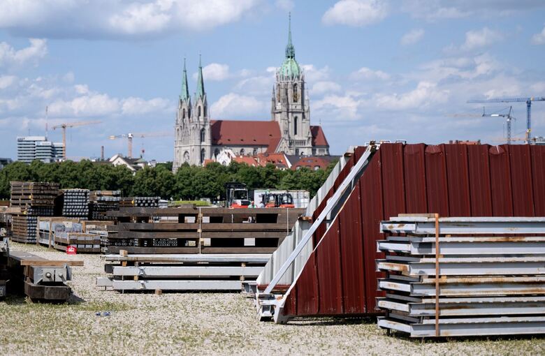 Aufbau Oktoberfest 2023