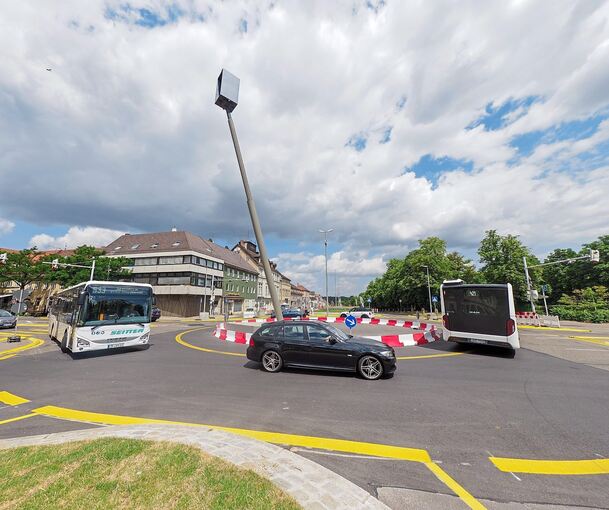 Im Kreisverkehr der Sternkreuzung ist es zu einem Unfall gekommen. Archivfoto: Holm Wolschendorf