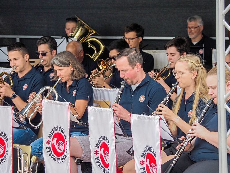 Der Musikverein Pflugfelden sorgt für musikalische Unterhaltung.