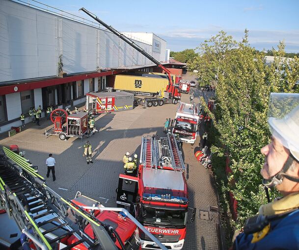 Der Yahee-Firmensitz in Bietigheim-Bissingen wird zum Übungsort der Feuerwehr. Foto: Alfred Drossel