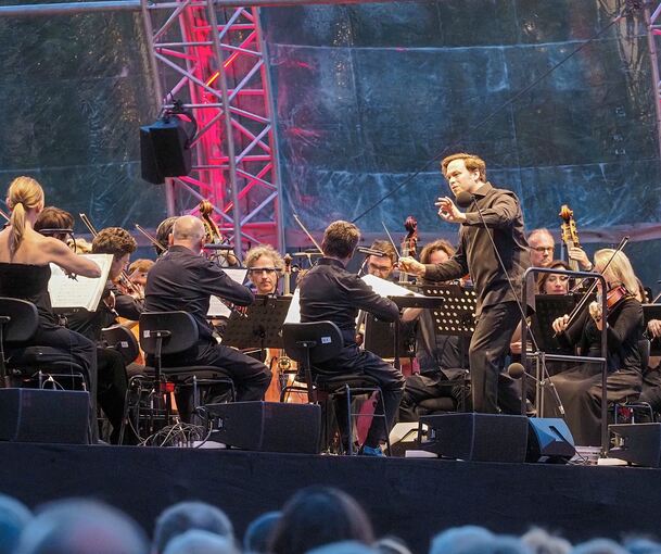 Das Orchester der Schlossfestspiele. Foto: Holm Wolschendorf