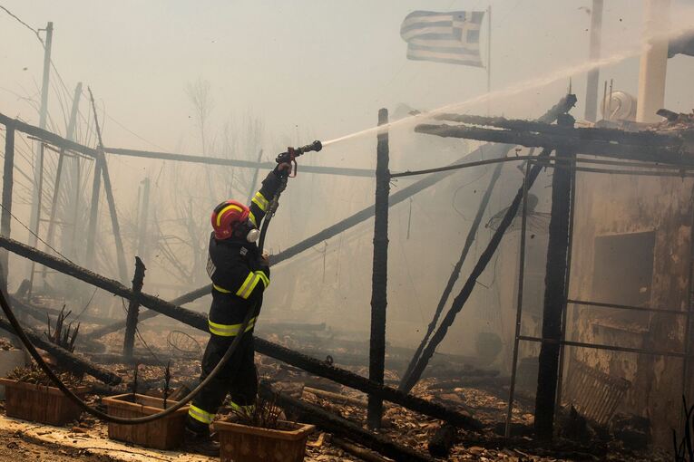 Waldbrände auf Rhodos - Löscharbeiten