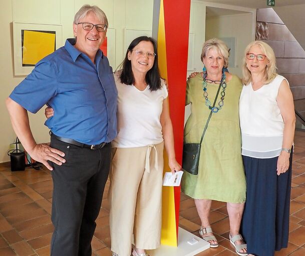 Christoph Keppler, Regine Vollmer, Liliane Keppler und Ulrike Keppler in Gerlingen. Foto: Holm Wolschendorf