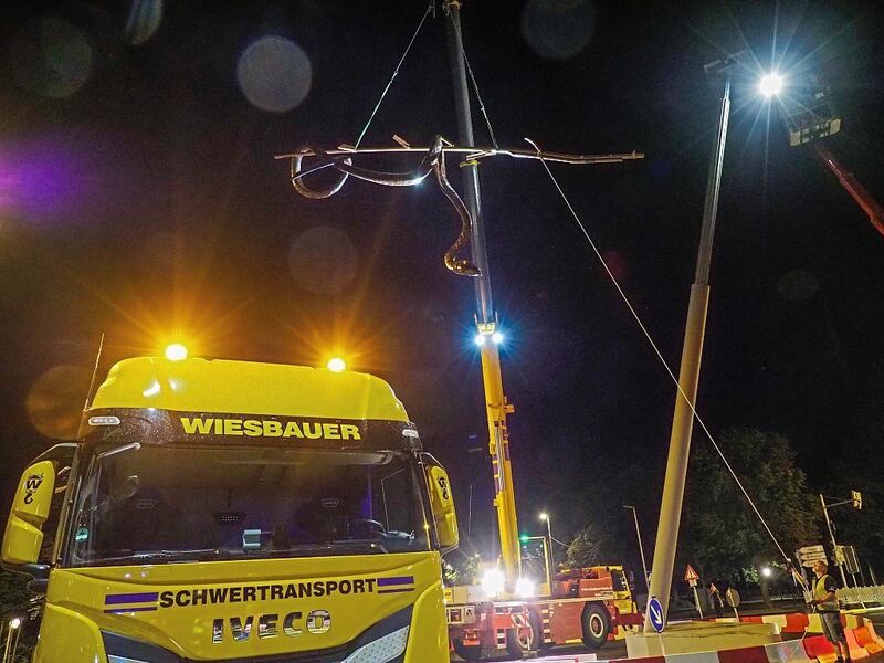 Kranführerin Annika Geiger (21) aus Zaberfeld brauchte eine ruhige Hand.