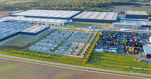 Zwei Unternehmen im Eichwald planen eine Erweiterung – bis es aber konkret wird, sind ihnen zumindest schon mal die Flächen sicher.