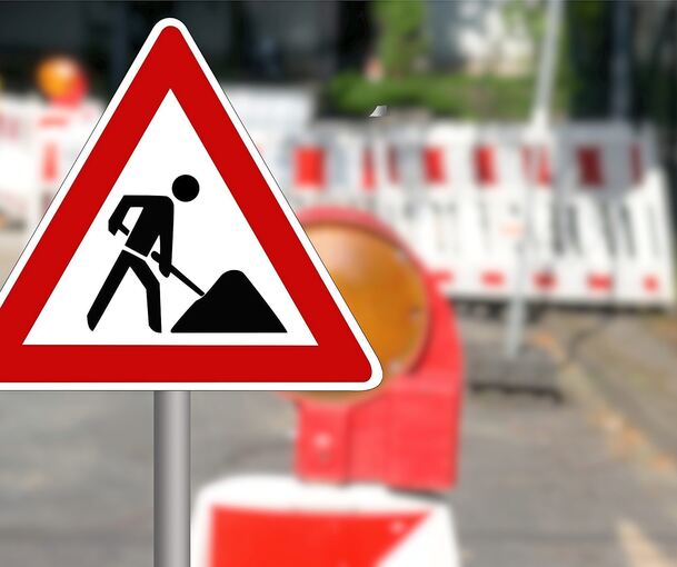 Die K1671 am Gewerbegebiet Laiern IV ist für drei Wochen gesperrt. Foto: stock-adobe