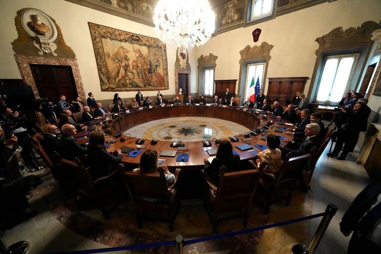 Italiens Kabinett berät über Lampedusa