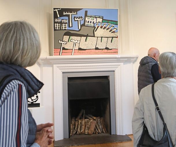 Schalkhafter, geradezu spitzbübischer Humor: Die Ausstellung von Simon Dittrich. Foto: Ramona Theiss