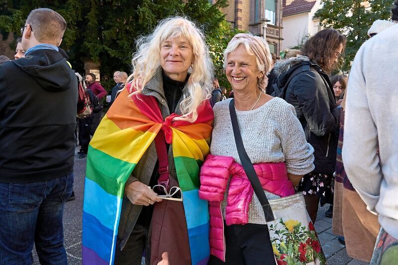 Bunter Gegenprotest.