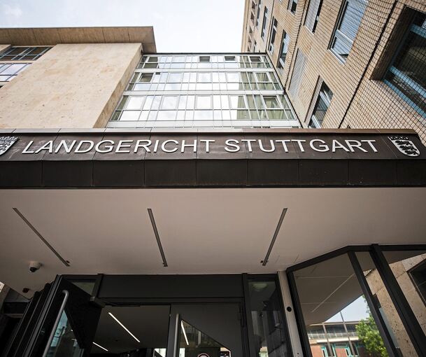 Das Landgericht Stuttgart sprach einen 23-Jährigen frei, wies ihn aber in eine psychiatrische Klinik ein. Archivfoto: Christoph Schmidt/dpa