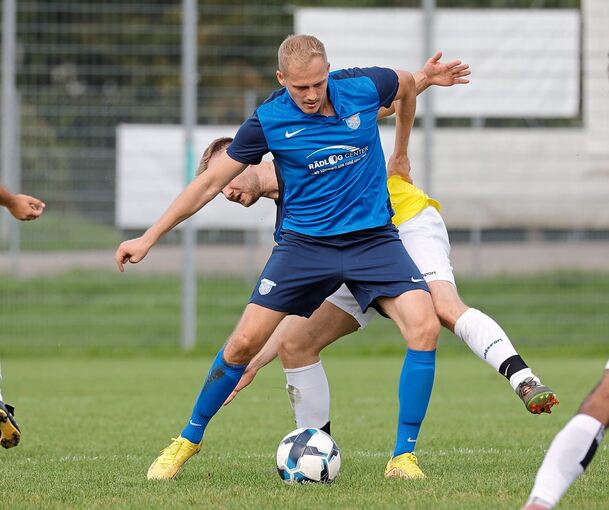 Stets unter besonderer Beobachtung: Aldingens Marvin Nigl. Foto: Baumann