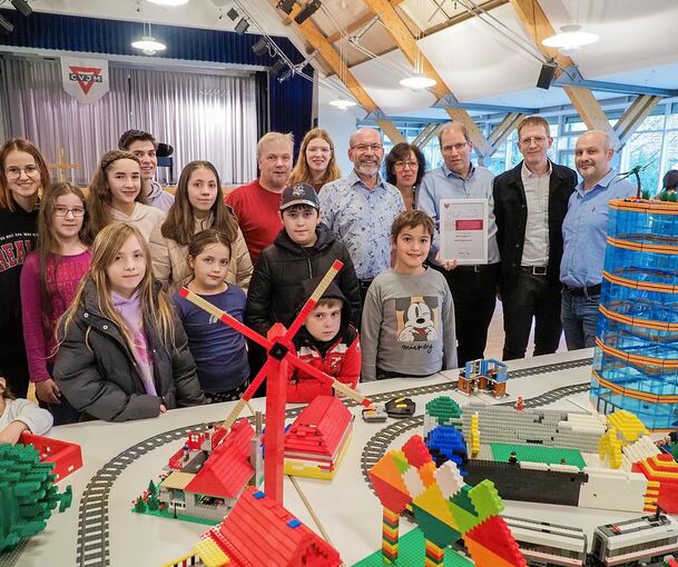 Begeistertes Legobauen beim CVJM. Foto:Holm Wolschendorf
