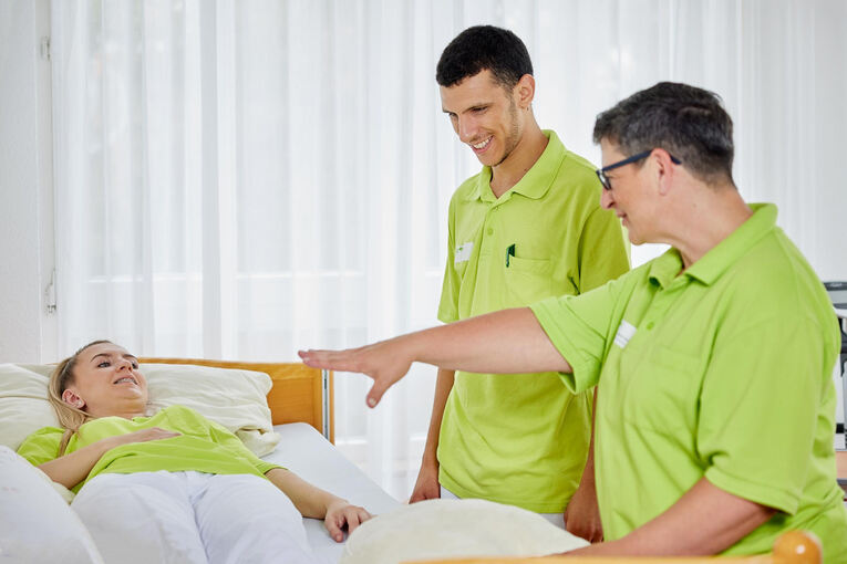 In den Azubihäusern bei Kleeblatt werden unsere Auszubildenen professionell angeleitet. Foto: Kleeblatt Pflegeheime gGmbH