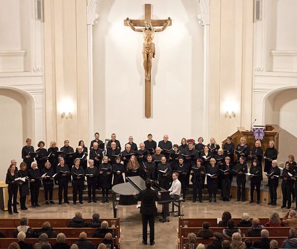 Musikalisch ging es durch die Vorweihnachtszeit. Foto: Andreas Becker