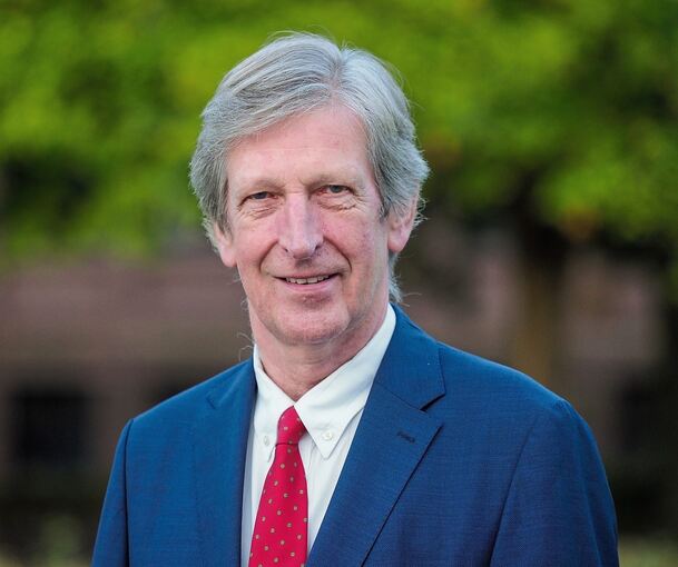 Die deutsch-französische Zusammenarbeit lief schon mal besser. Warum das so ist, erläutert Frank Baasner. Der langjährige Direktor des Deutsch-Französischen Instituts in Ludwigsburg geht in wenigen Wochen in den Ruhestand. Foto: Holm Wolschendorf