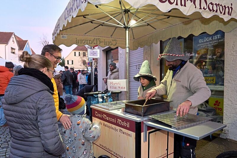 Impressionen vom Weihnachtsmarkt in Kleinsachsenheim.