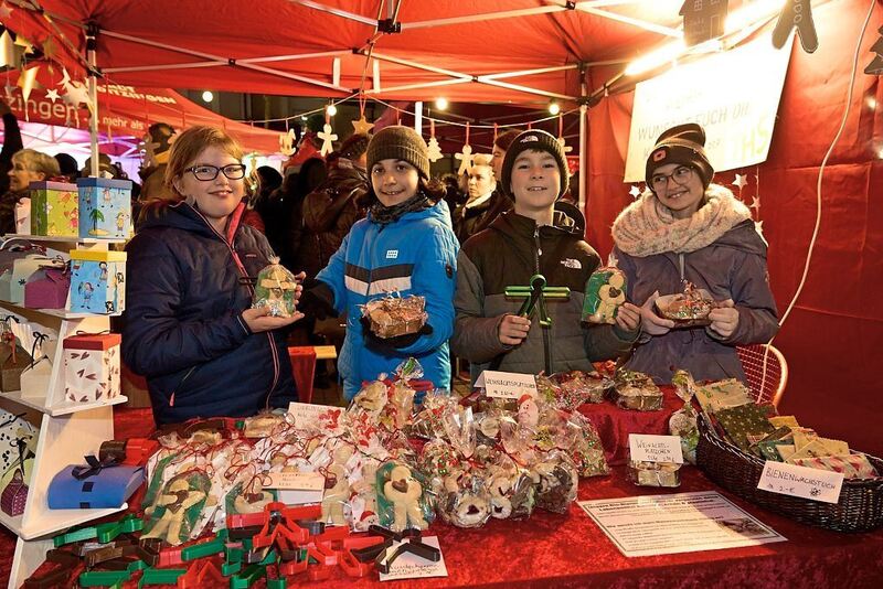 Impressionen vom Weihnachtsmarkt in Ditzingen-Hirschlanden.