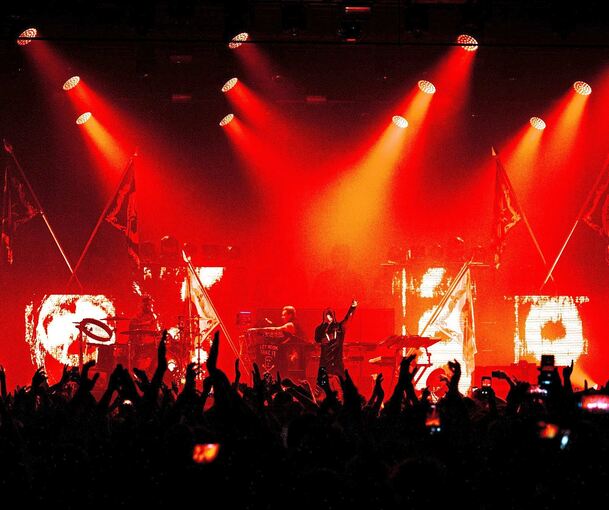 In neuer Besetzung live unterwegs: The Prodigy. Foto: Andre Ripamonti/p