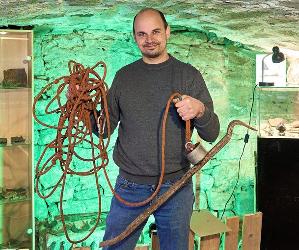 Magnetangler Markus Kronenwett hat schon zahlreiche Kuriositäten und historische Schätze aus Flüssen und Seen geborgen.