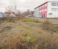 Hier an der Bahnhofstraße wird der neue Aldi gebaut. Archivfoto: Holm Wolschendorf