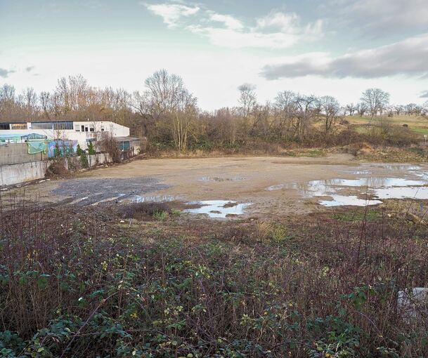 Im Moldengraben wird eine Container-Wohnanlage für Flüchtlinge entstehen. Foto: Holm Wolschendorf