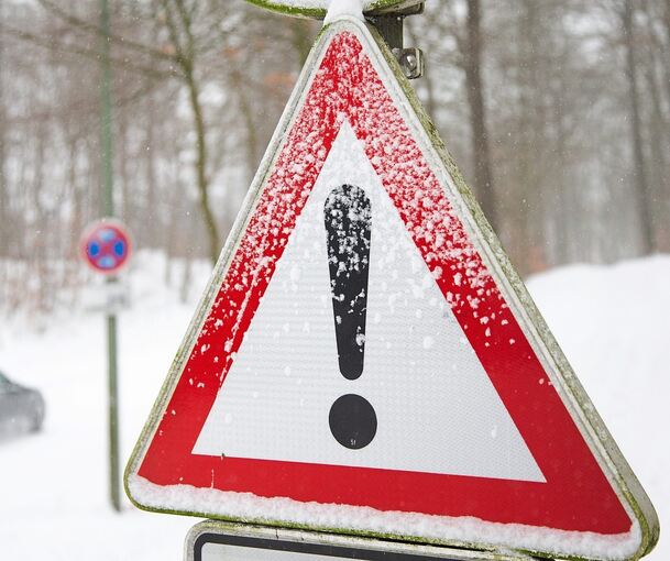Zahlreiche Unfälle haben sich seit dem späten Sonntagnachmittag im Landkreis Ludwigsburg ereignet.