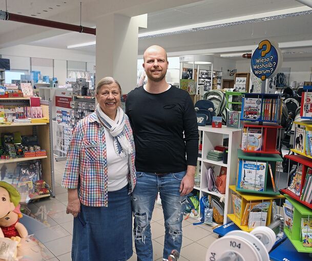 Gründerin und Inhaber: Karin Gellhaus und ihr Sohn Tobias. Foto: Alfred Drossel