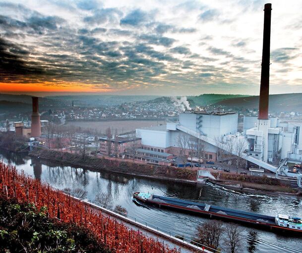 Die EnBW will auf dem Kraftwerksgelände in Walheim ein Klärschlammheizkraftwerk bauen. Der Plan ist umstritten. Archivfoto: Alfred Drossel