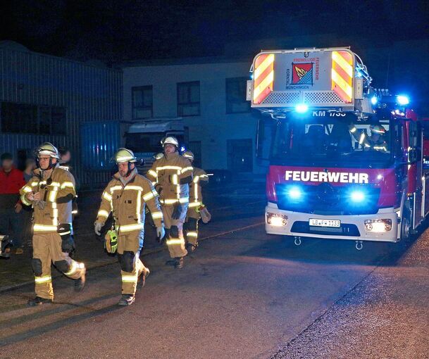 Auch mit der Drehleiter rückten die freiwilligen Retter nach Münchingen aus. Foto: Feuerwehr Korntal-Münchingen