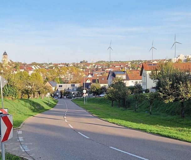 Diese Windräder (Blick von Schwieberdingen aus) sind auf der Fläche „Ried/See“ geplant – auch Korntal-Münchingen will diese, wenngleich sie der VRS aktuell nicht mehr nennt. Visualisierung: wpd
