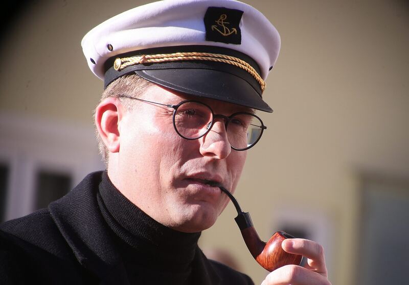 Auch Bürgermeister Dirk Oestringer hat sich verkleidet.