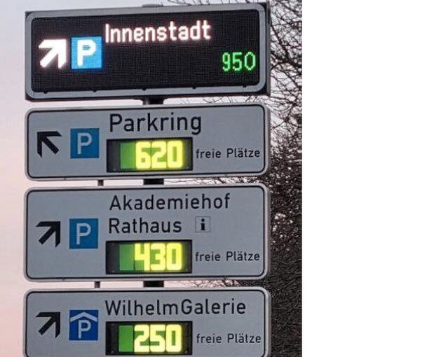 Offenbar gewollt: Der Mix aus dynamischem und starrem Parkleitsystem kann große Verwirrung auslösen. Foto: Stadt Ludwigsburg