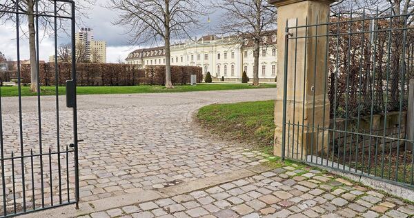 Hereinspaziert: Das Blühende Barock hat die Stelle der Geschäftsführung ausgeschrieben. Ende Oktober ist Bewerbungsschluss.