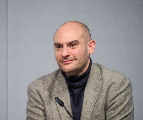 Rapper Torch und Minister Bayaz auf der Schillerhöhe: Ein wilder Mix ...